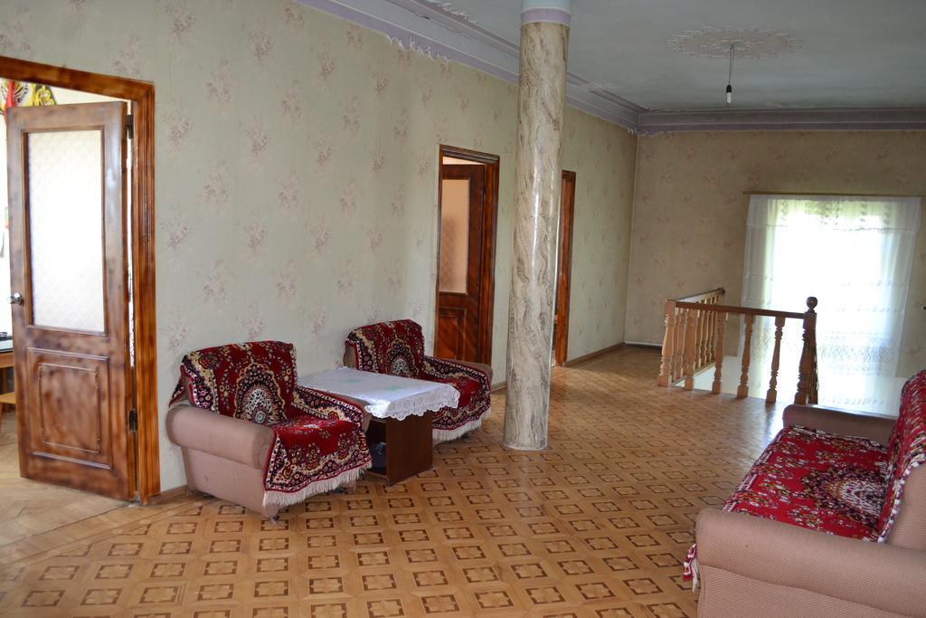 Serik & Geora Guesthouse Sewan Exterior foto