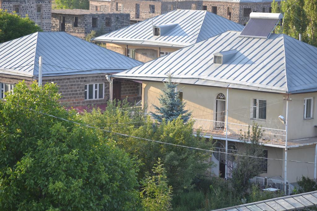 Serik & Geora Guesthouse Sewan Exterior foto