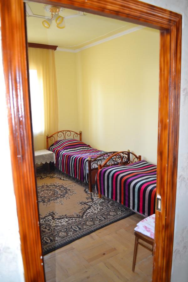 Serik & Geora Guesthouse Sewan Exterior foto